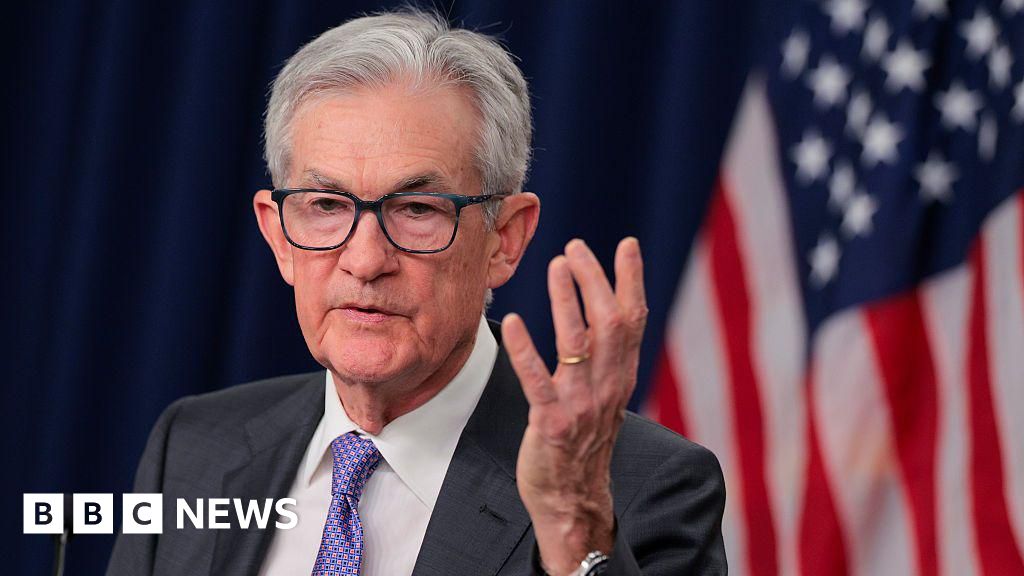US Fed holds interest rates despite White House pressure US Fed holds interest rates despite White House pressure
