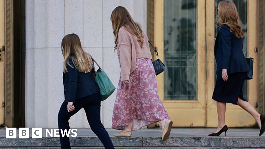 'I stopped engaging' due to Instagram, YouTube, woman tells landmark trial 'I stopped engaging' due to Instagram, YouTube, woman tells landmark trial