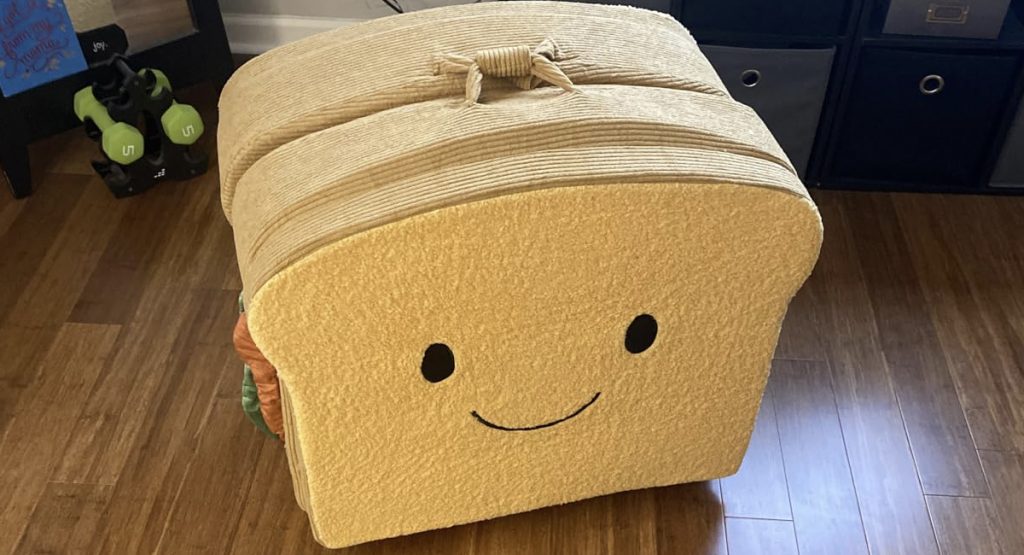 sandwich travel bed folded up