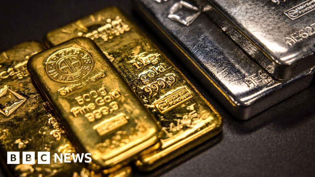 Gold and silver plunge deepens after Friday's losses Gold and silver plunge deepens after Friday's losses