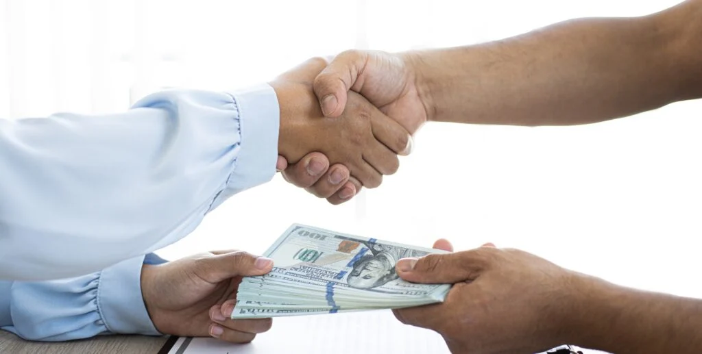 How to Make a Cash Offer Without Cash How to Make a Cash Offer Without Cash