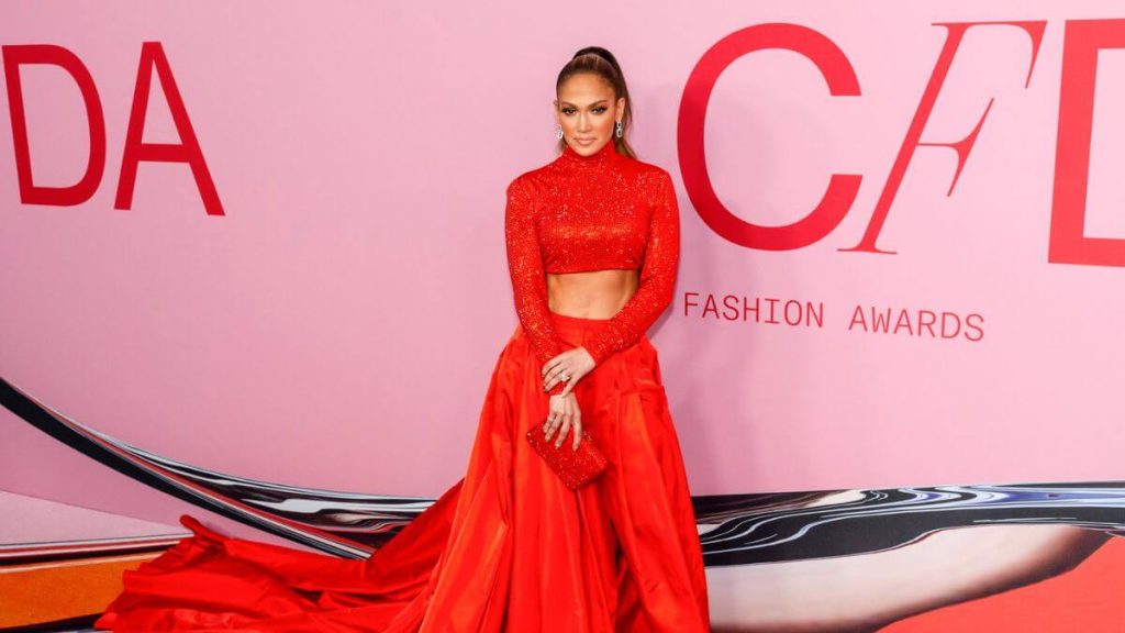 These 16 Famous Singers Don’t Always Hit Every Note jennifer lopez MSN