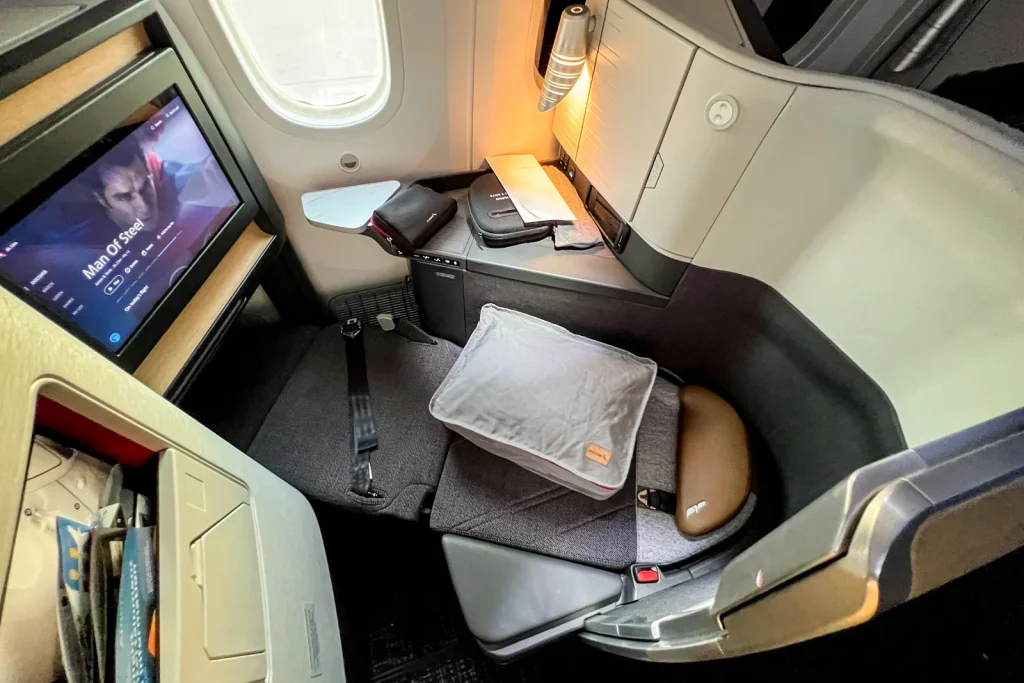 Act fast: American Airlines is offering sweet confirmable upgrade deals for August Act fast: American Airlines is offering sweet confirmable upgrade deals for August