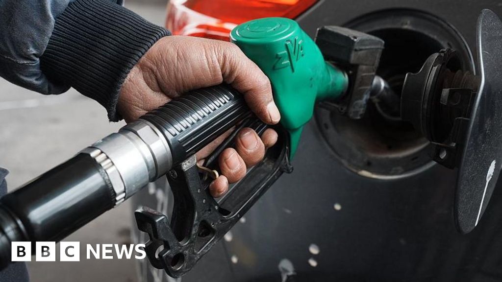 Oil prices extend gains after Iran makes new threat to Gulf shipping Oil prices extend gains after Iran makes new threat to Gulf shipping