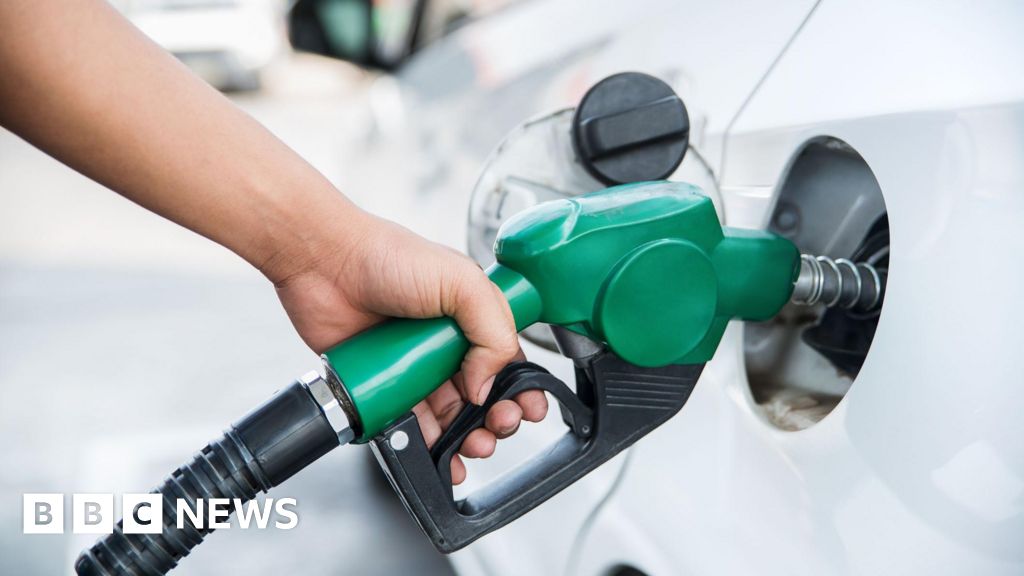 Petrol retailers deny government claims of price gouging Petrol retailers deny government claims of price gouging