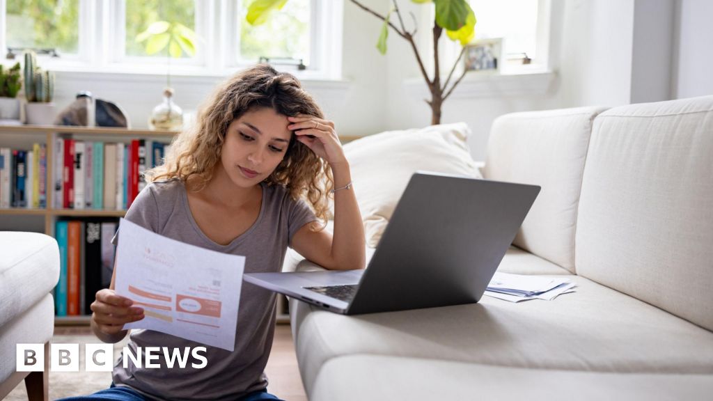 UK firms pull fixed energy deals as Iran war pushes up prices UK firms pull fixed energy deals as Iran war pushes up prices