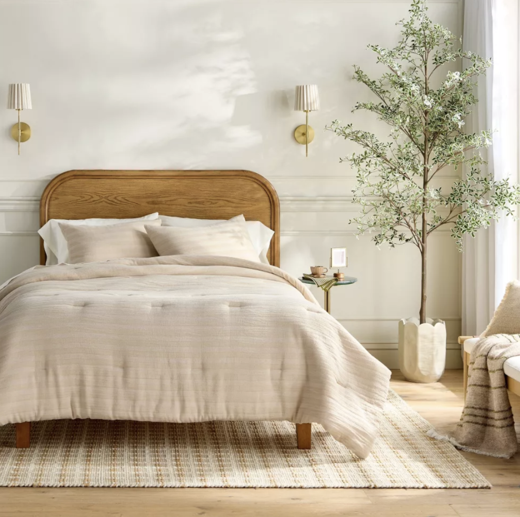 Up to 40% off Hearth & Hand Home Decor Up to 40% off Hearth & Hand Home Decor