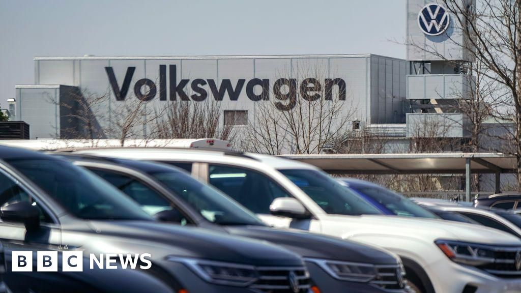 Volkswagen to cut 50,000 jobs as profits drop Volkswagen to cut 50,000 jobs as profits drop