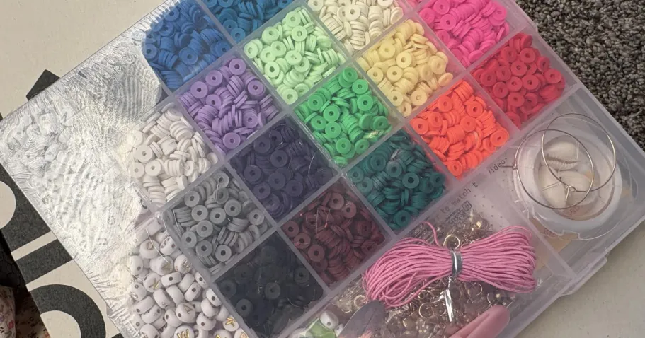 WOW! 5,000-Piece Bracelet Making Kit JUST $2.99 Shipped for Prime Members (Fun Easter Gift) a bracelet making kit