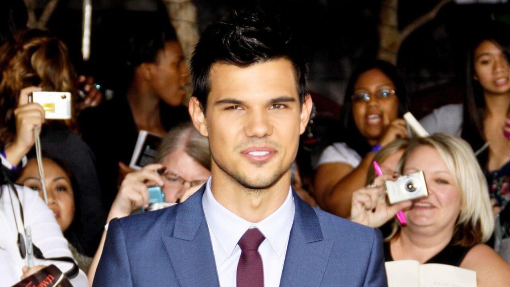 Taylor Lautner at the Los Angeles Premiere of The Twilight Saga