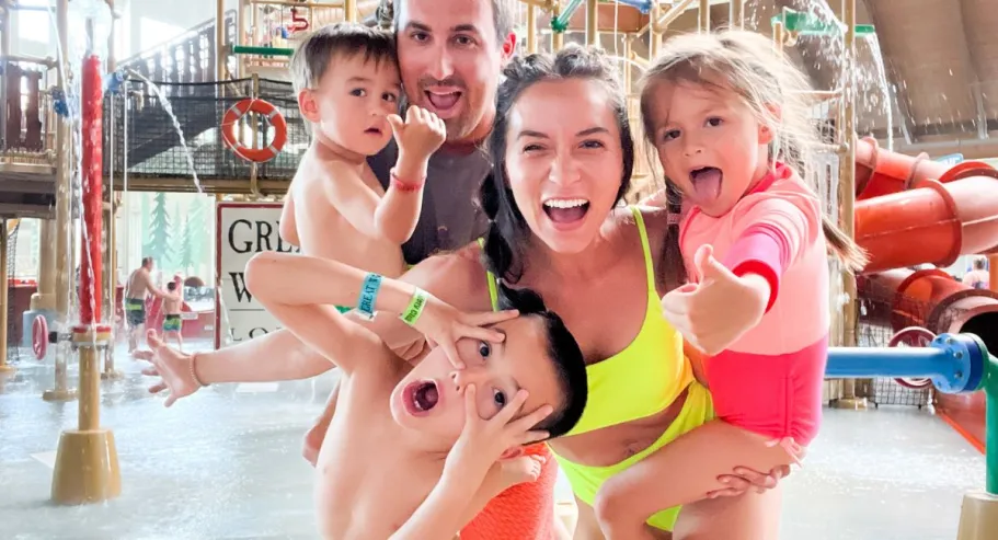 Best Great Wolf Lodge Groupon Deal Family enjoying their stay at the great wolf lodge