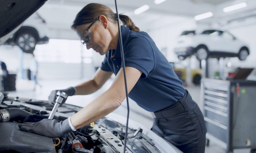 Car Warranty vs. Car Insurance: What’s the Difference? Car Warranty vs. Car Insurance: What’s the Difference?