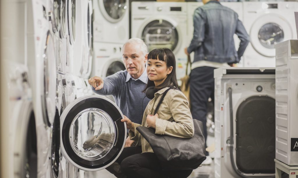 How to Save Money With Credit Cards When Prices Are High