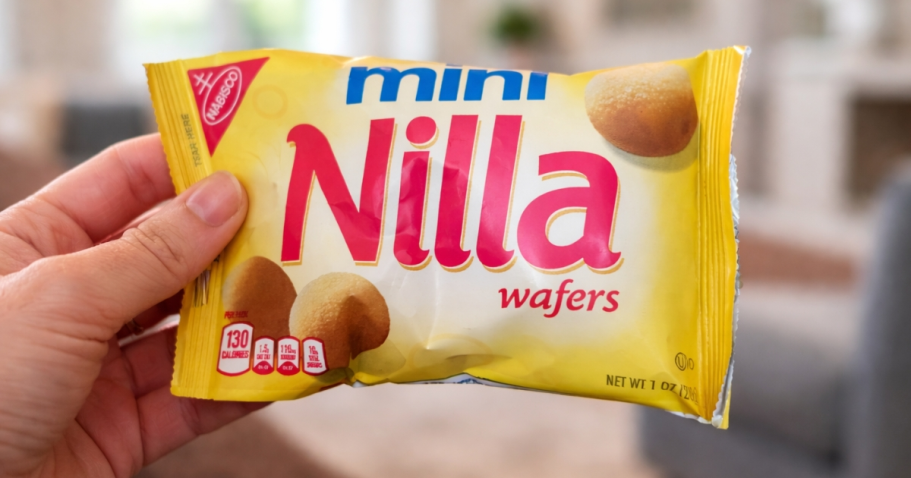 Nilla Wafers Mini Cookies 10-Pack Just $2.98 Shipped on Amazon hand holding a pack of mini Nilla Wafers cookies