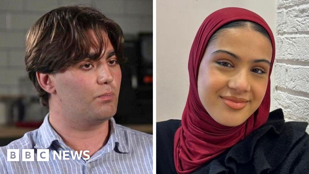 'I've applied for more than 400 roles' – how young people are facing the job shortage 'I've applied for more than 400 roles' - how young people are facing the job shortage