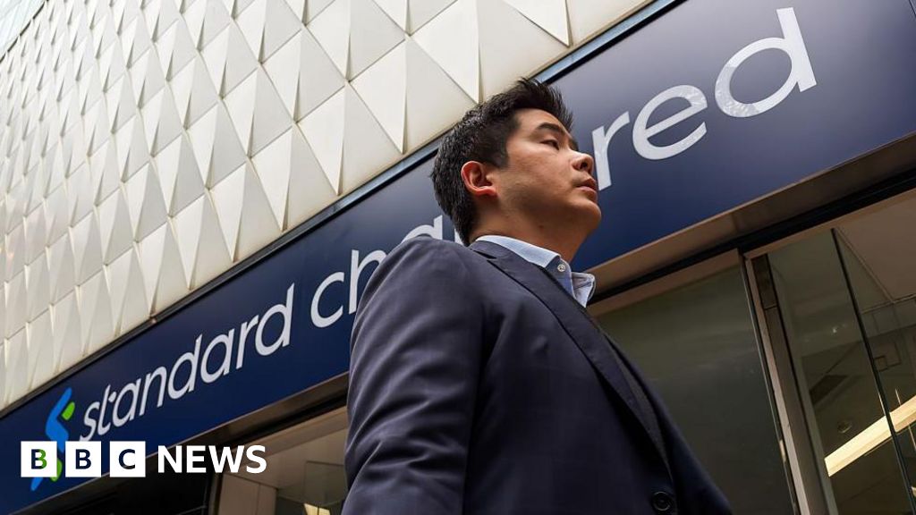 Standard Chartered to cut thousands of roles as AI use increases Standard Chartered to cut thousands of roles as AI use increases