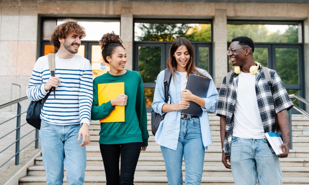 Student loan guide: How to pay for college with federal or private loans Student loan guide: How to pay for college with federal or private loans