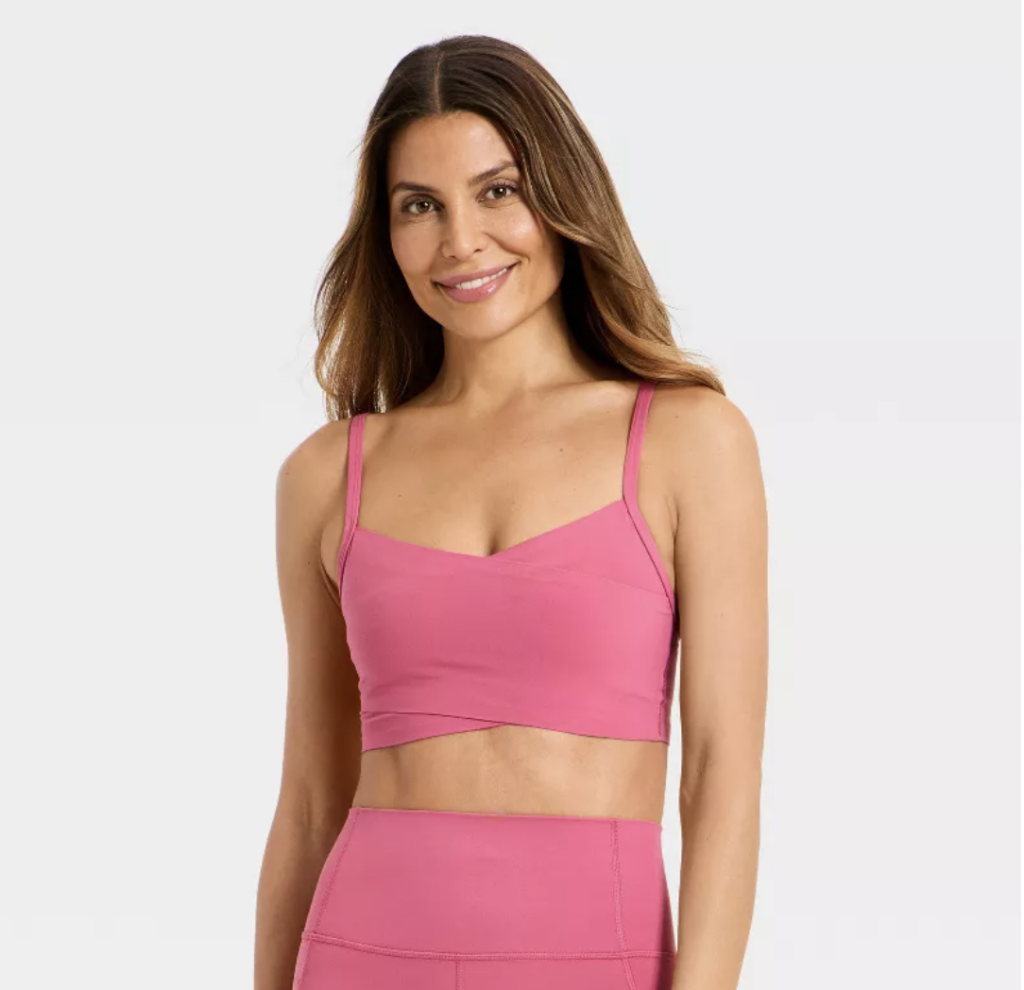 Target: 25% off Women's Activewear