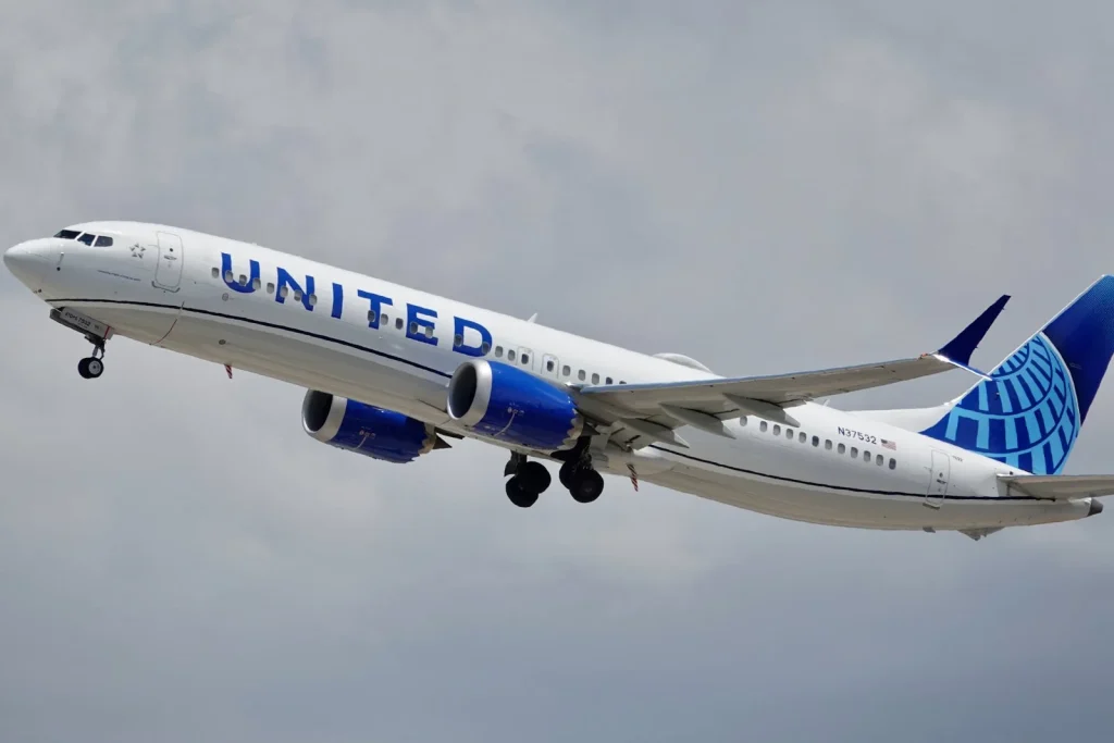 United to begin US-Venezuela flights after nearly 10 years