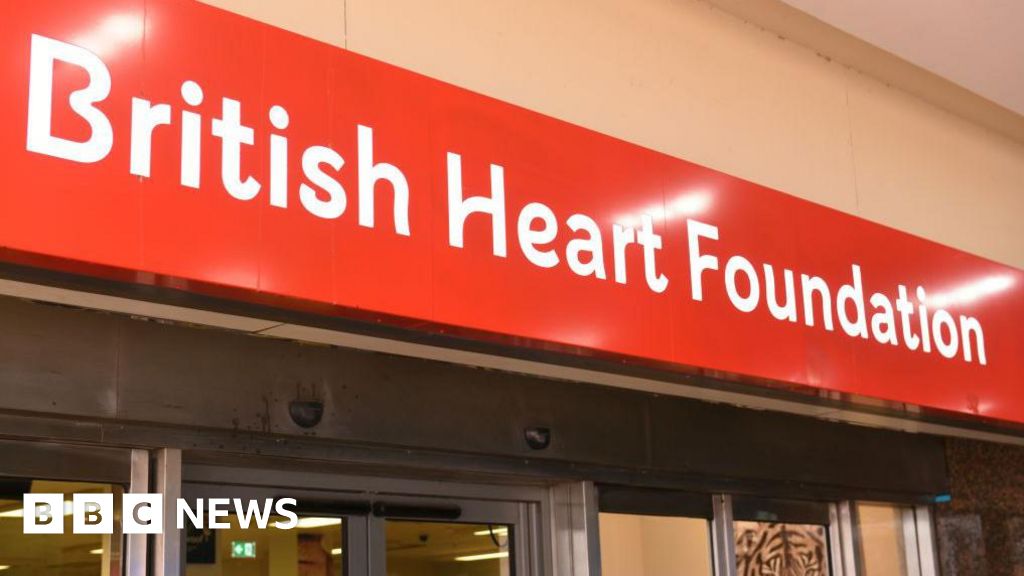 British Heart Foundation plans to close 150 charity shops British Heart Foundation plans to close 150 charity shops