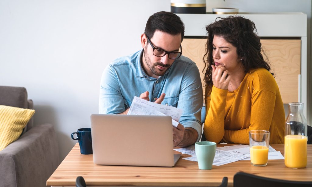 Credit Card Debt Is Squeezing Households. Credit Counselors Say Act Now Credit Card Debt Is Squeezing Households. Credit Counselors Say Act Now