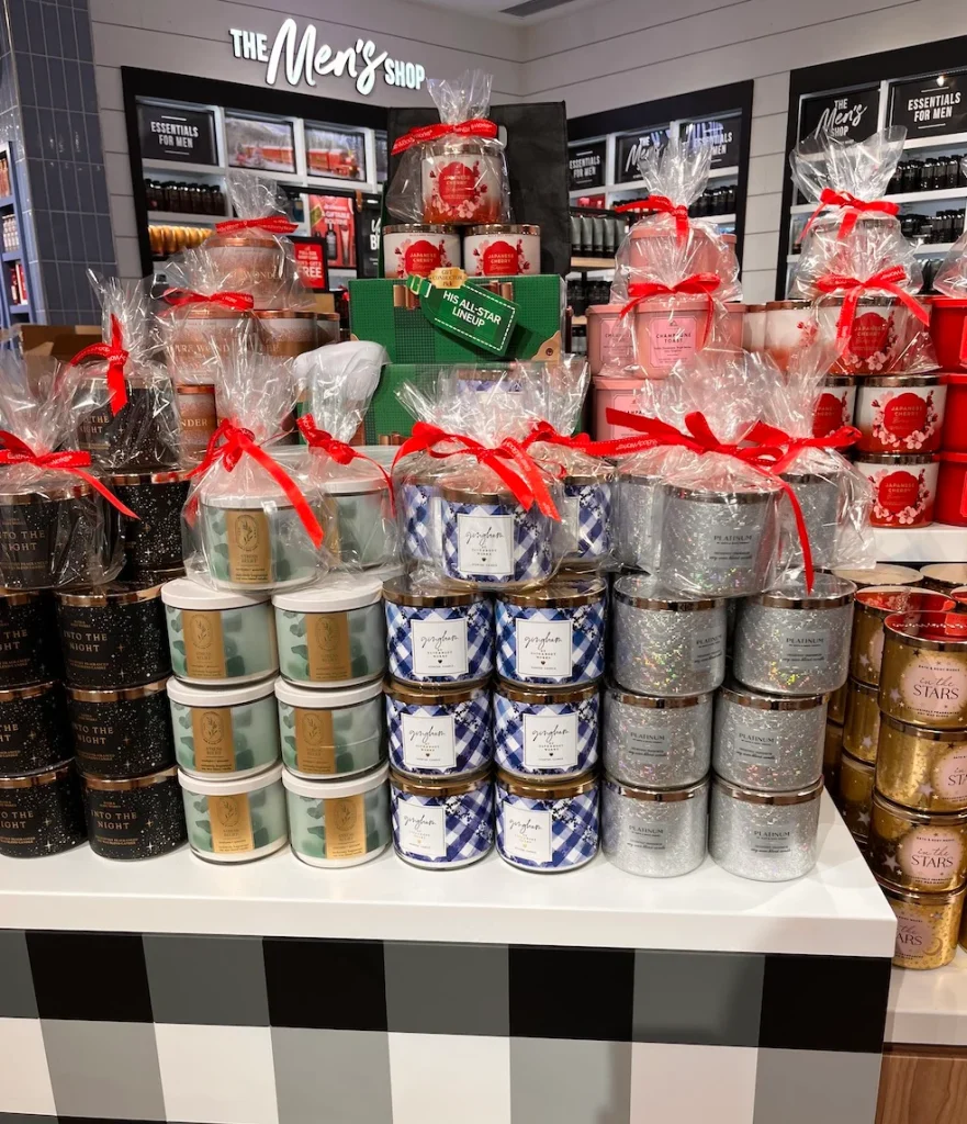 *HOT* Bath & Body Works: 3-Wick Candles only $7.99! *HOT* Bath & Body Works: 3-Wick Candles only $7.99!