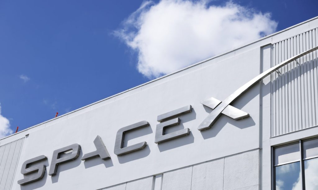How to Invest In SpaceX (SPCX) — And How Not To SpaceX sign