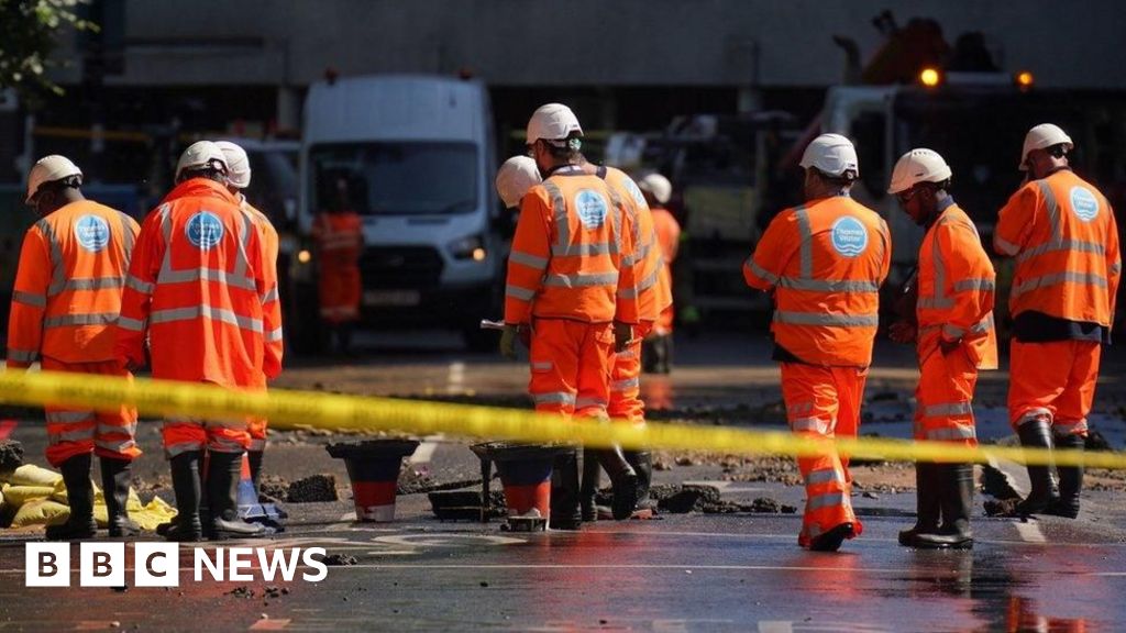 Thames Water moves step closer to nationalisation after government objects to rescue deal Thames Water moves step closer to nationalisation after government objects to rescue deal